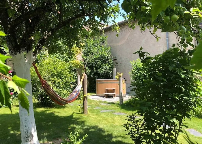 Le Petit Clos D'anjou Avec Bain Nordique Et Sauna مونتري-بيلاي