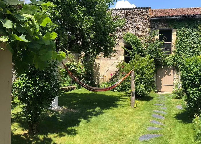 Le Petit Clos D'anjou Avec Bain Nordique Et Sauna مونتري-بيلاي